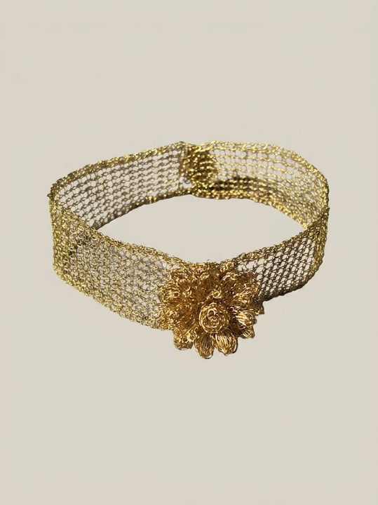 Choker Trama