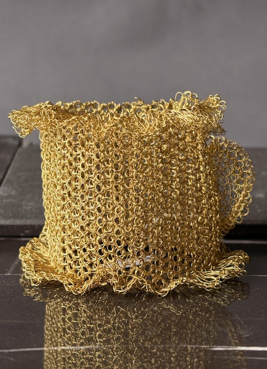 Pulsera Tejida Dorado