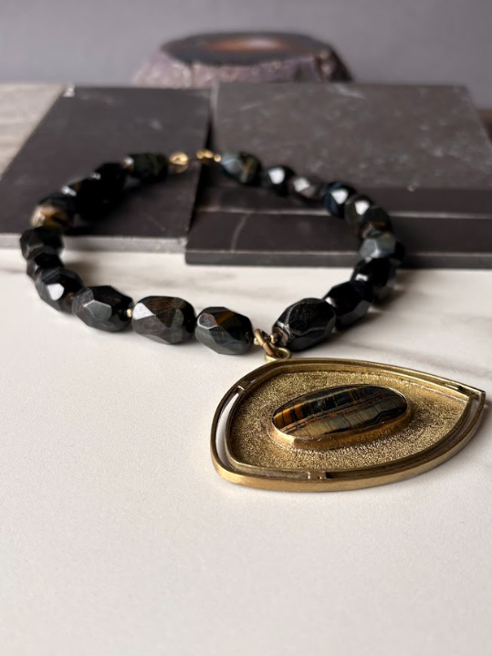 Collar Ojo de Halcón - Bronce