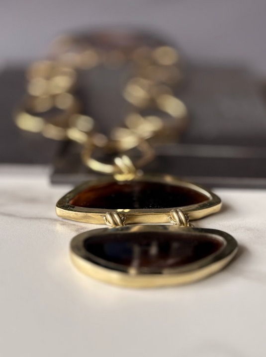 Collar Misterio - Bronce Pulido con Ágata