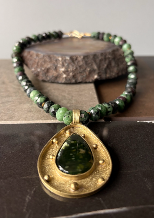 Collar Raíz Esmeralda - Bronce