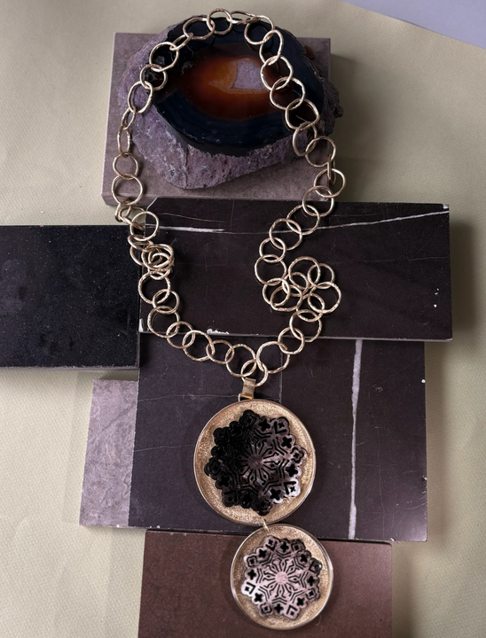 Collar Raíz Noble Largo - Bronce