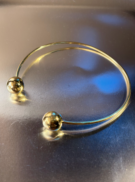 Tiara Órbita Dorada - Bronce Pulido