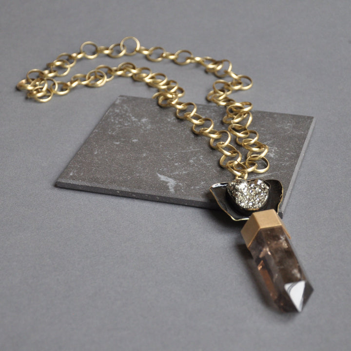 Collar Tea Cuarzo Fume