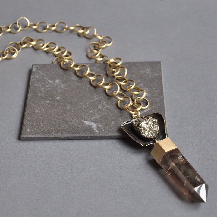 Collar Tea Cuarzo Fume