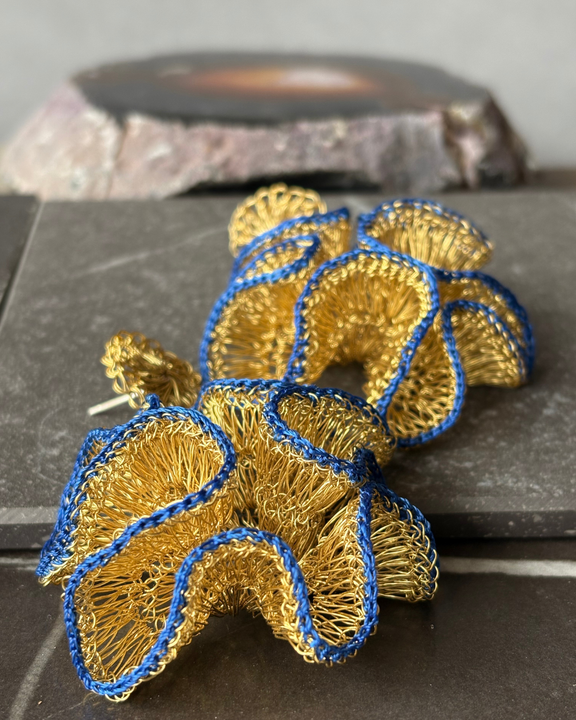 Aros Pulso Azul - Alambre de Bronce y hilo azul