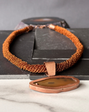 Collar Trama Mineral - Cobre tejido a crochet y ágata natural