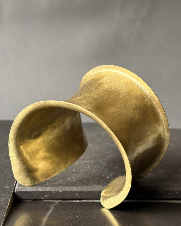 Brazalete Dorado Irregular - Bronce Satinado