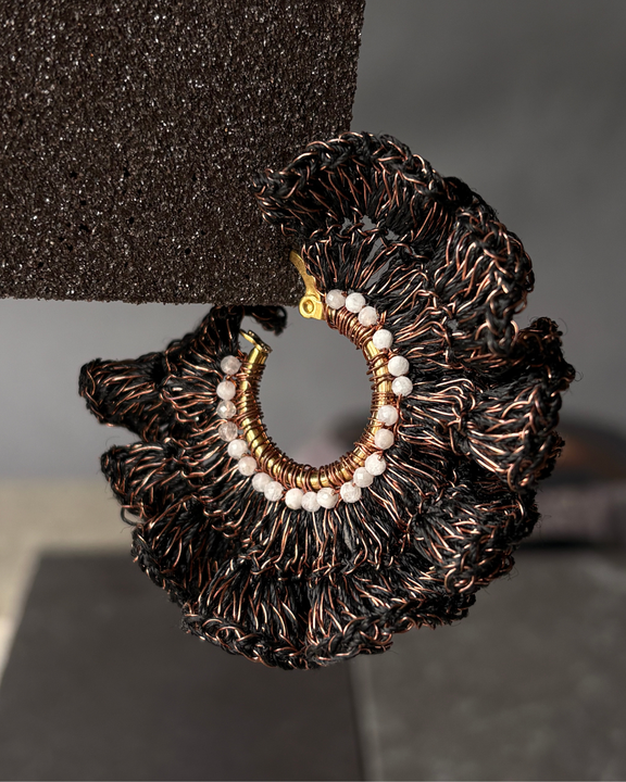 Aros Trama Nocturna - Crochet en Cobre