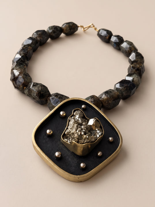 Collar Prisma de Labradorita