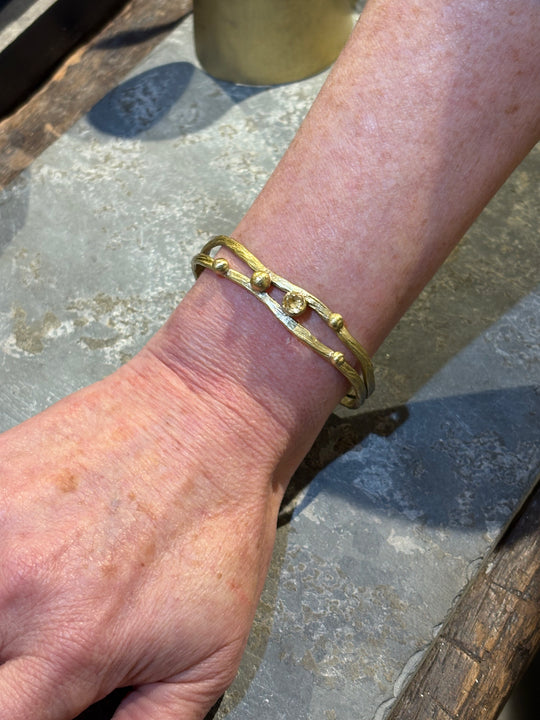 PULSERA DORADO Y PUNTO - Bronce