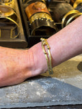PULSERA DORADO Y PUNTO - Bronce