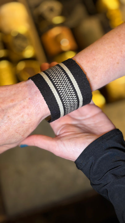 PULSERA MANTO DE HUASO NEGRO - Cobre