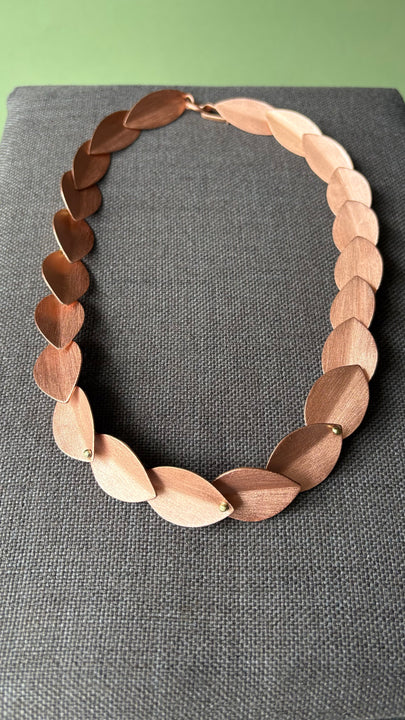 CADENA HOJAS DE COBRE