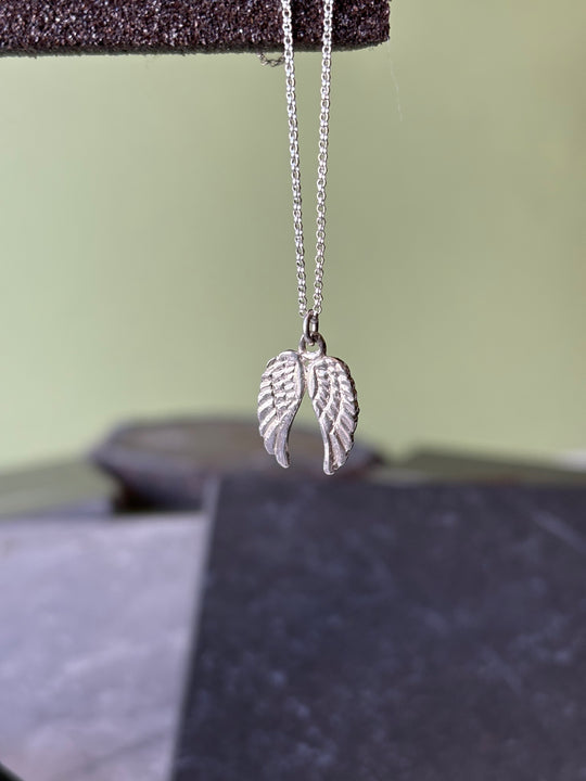 Collar Alas de Plata
