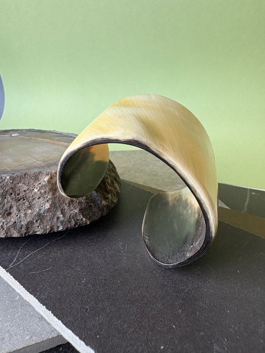 Brazalete luz en cacho - CACHO