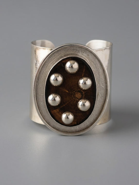 Brazalete Alpaca Pulida y Picoyo con Aplicaciones