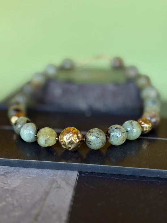 Collar Bruma Verde – Prehnita y bronce