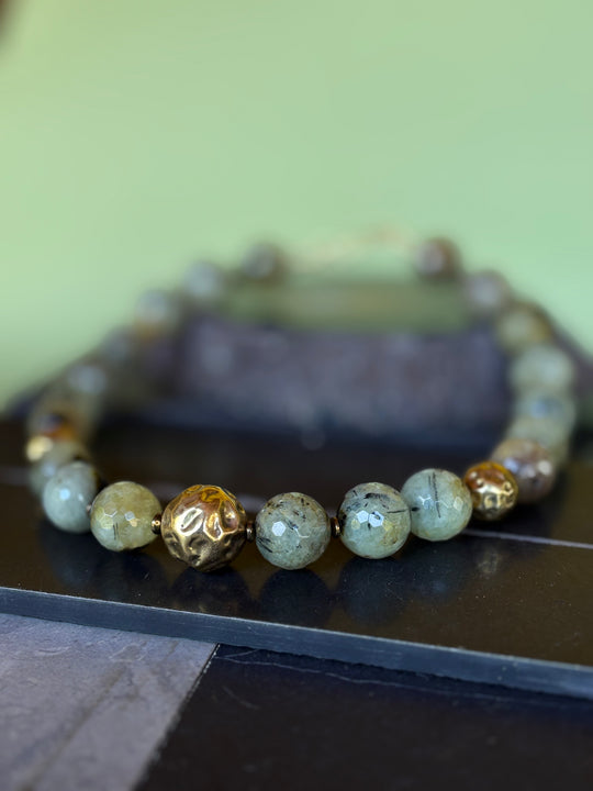 Collar Bruma Verde – Prehnita y bronce