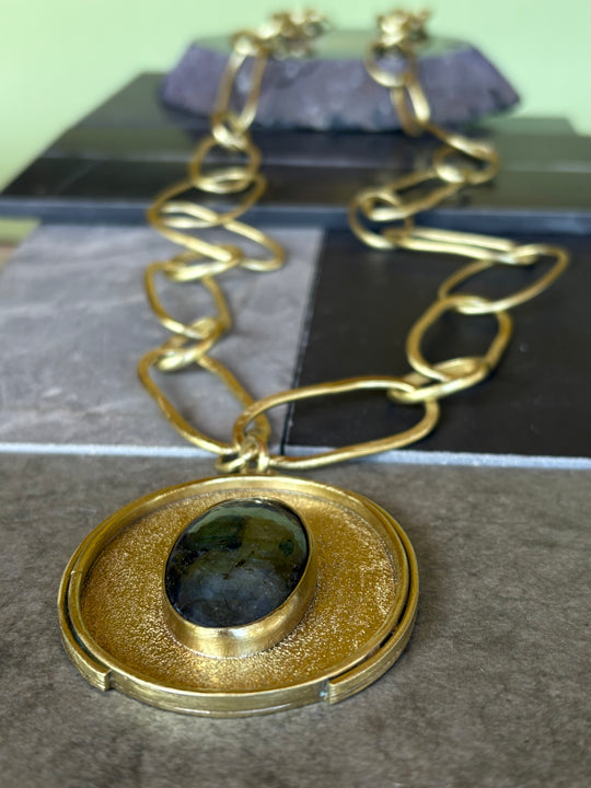 Collar Lúmina – Labradorita y cadena larga