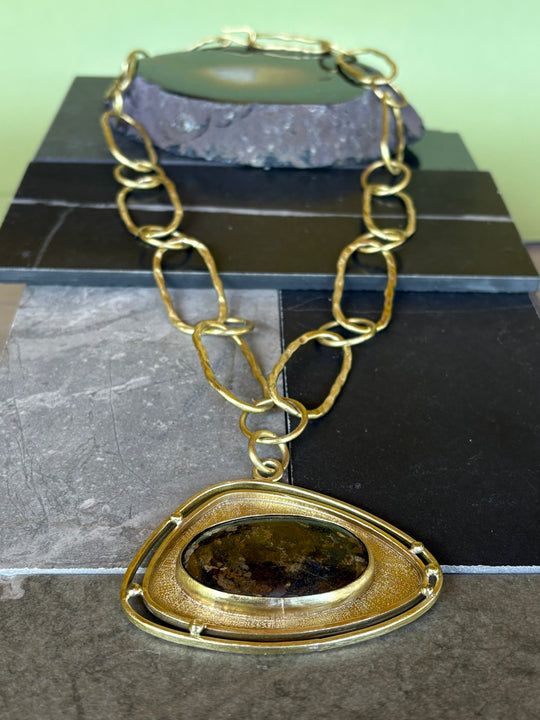 Collar Aura – Bronce y piedra natural