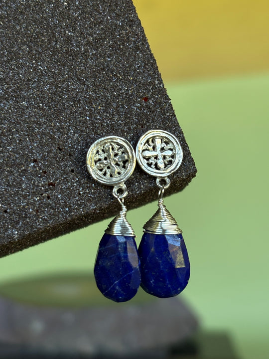 Aros Plata Azul – Plata grabada y lapislázuli
