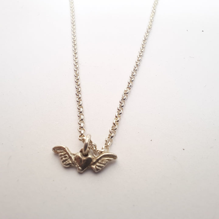 Collar Corazón Alas