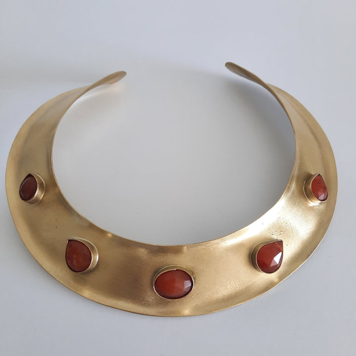 Collar Hane